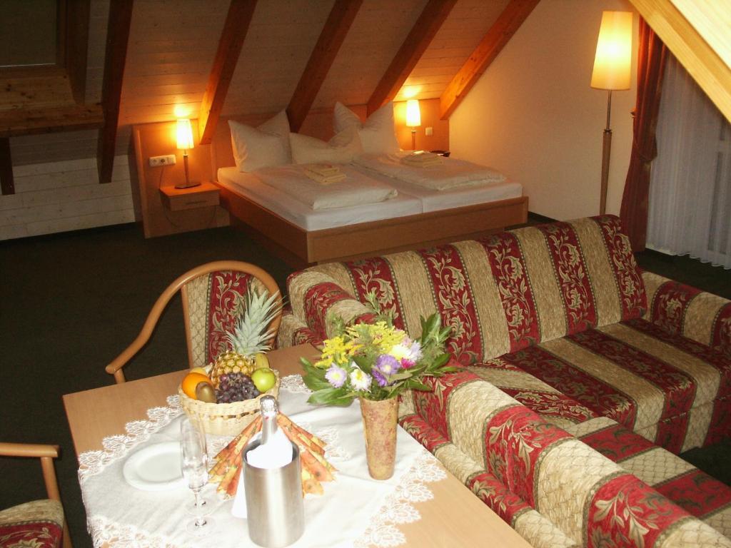 Landhotel Rittersgruen Breitenbrunn  Szoba fotó
